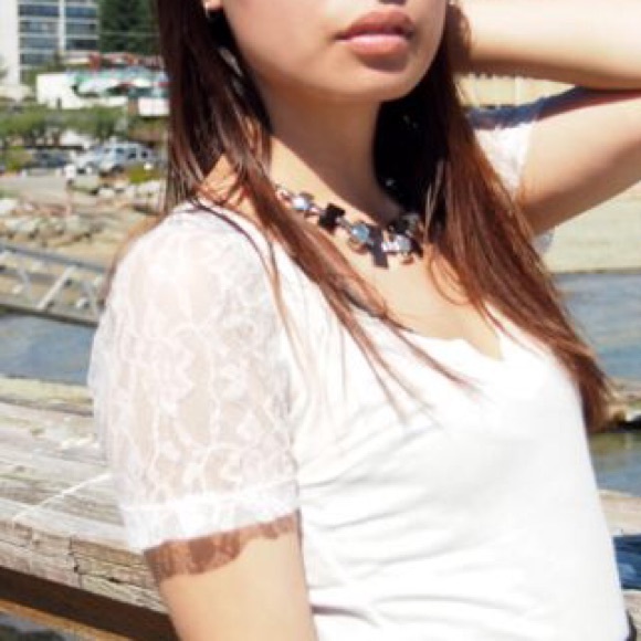 Jewelmint - Always Astoria Necklace - Picture 2 of 7